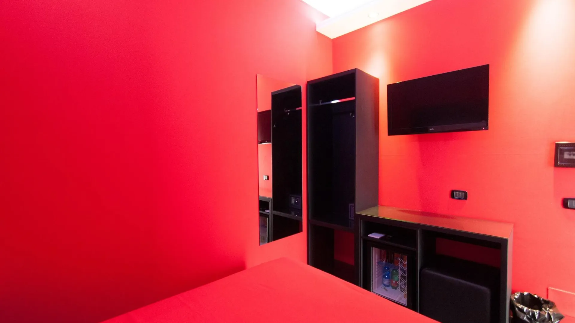 Fly Boutique Hotel Naples