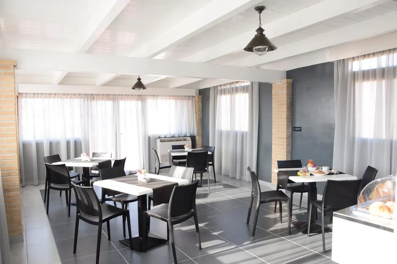 Fly Boutique Hotel Naples Italy