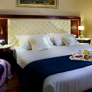 **** Hotel Mondial Itália