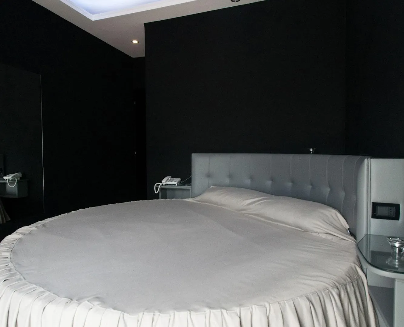 Fly Boutique Hotel Naples 3*,